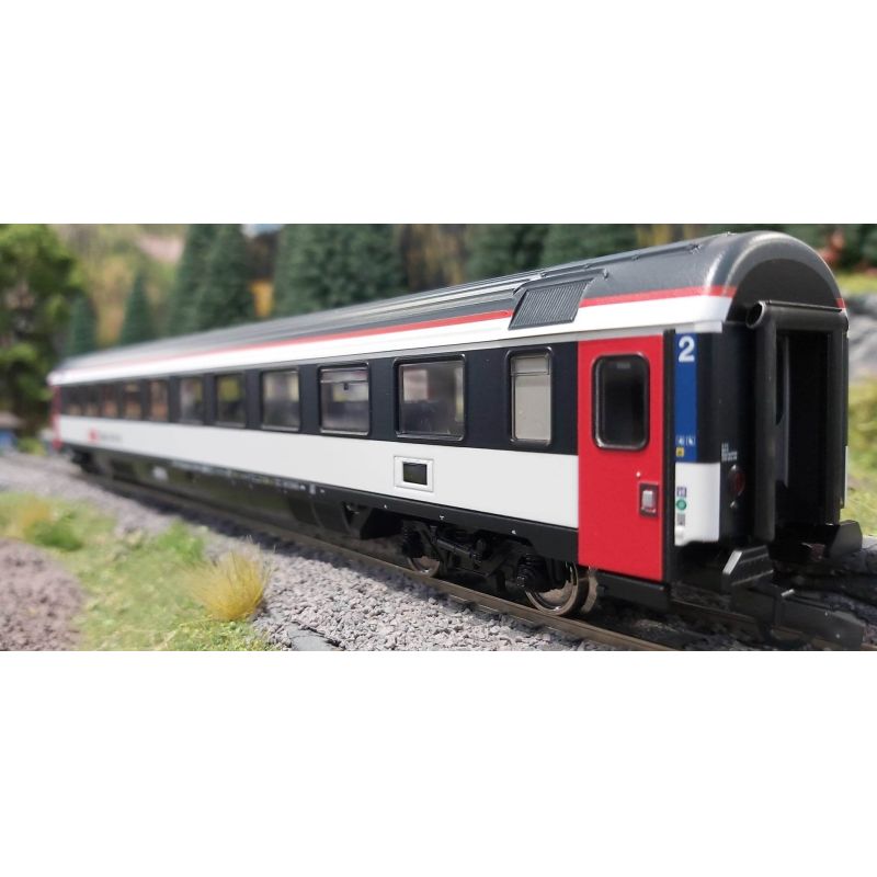 Roco 74635 Személykocsi, 2.o. Bpm, EC, SBB VI