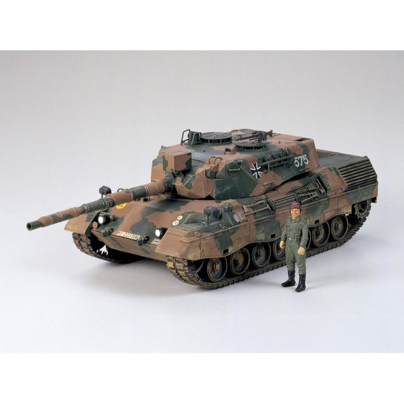Tamiya 35112 1/35 WEST GERMAN LEOPARD A4