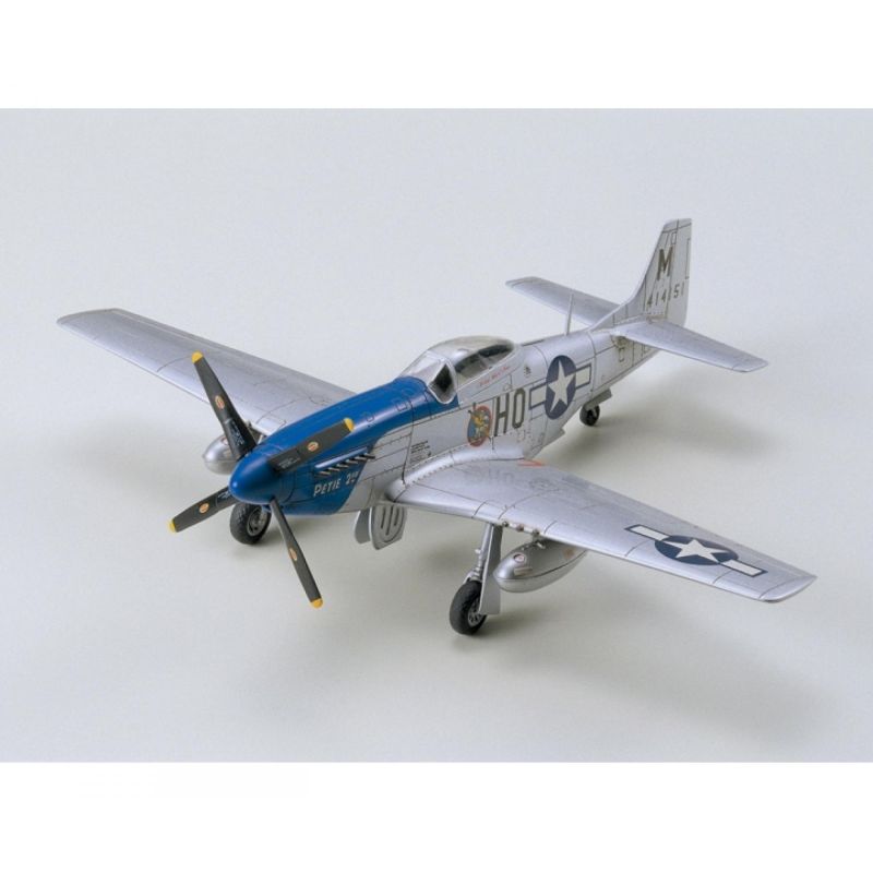 Tamiya 60749 1:72 P-51D Mustang North American