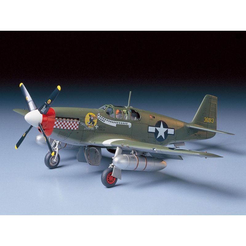 Tamiya 61042 NORTH AMERICAN P-51B MUSTANG