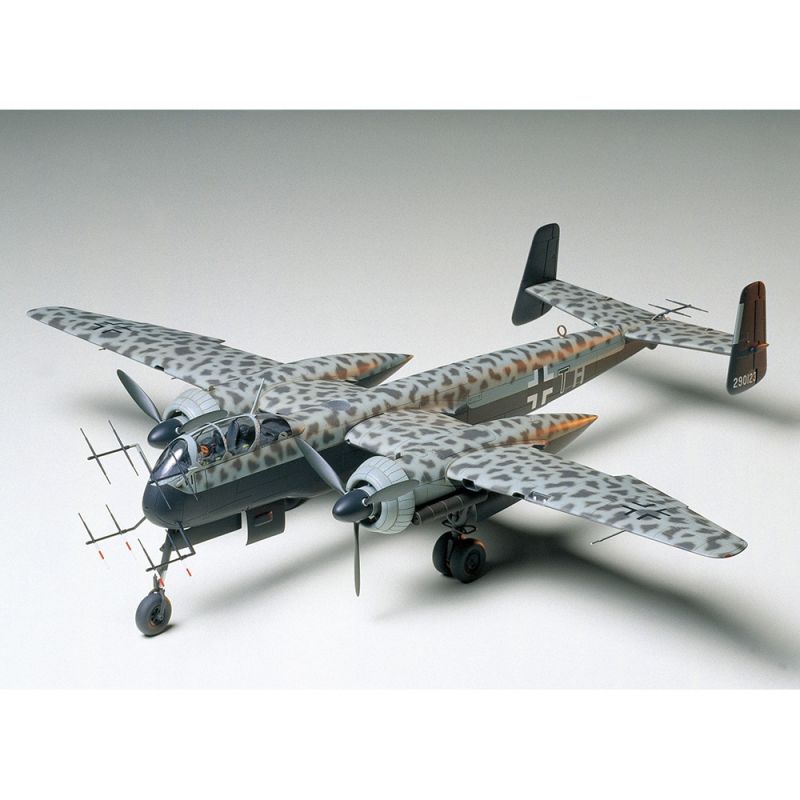Tamiya 61057  Heinkel He-219A-7 Uhu 1/48