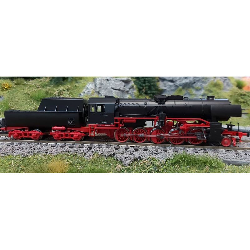 Tillig 02061 Gőzmozdony BR 42 692, DB III