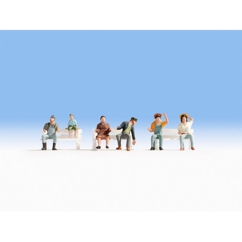 Noch 15628 Ülő figurák (pad nélkül)