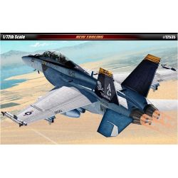 Academy 12535 F/A-18F Jolly Rogers easy kit