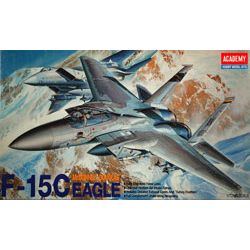 Academy 12476 1/72 F-15C