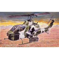 Italeri 160 AH-1W SUPER COBRA
