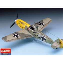 Academy 2133  Messerschmitt Bf-109E3/4  1:72