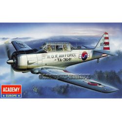 Academy 1662 T6-G Texan