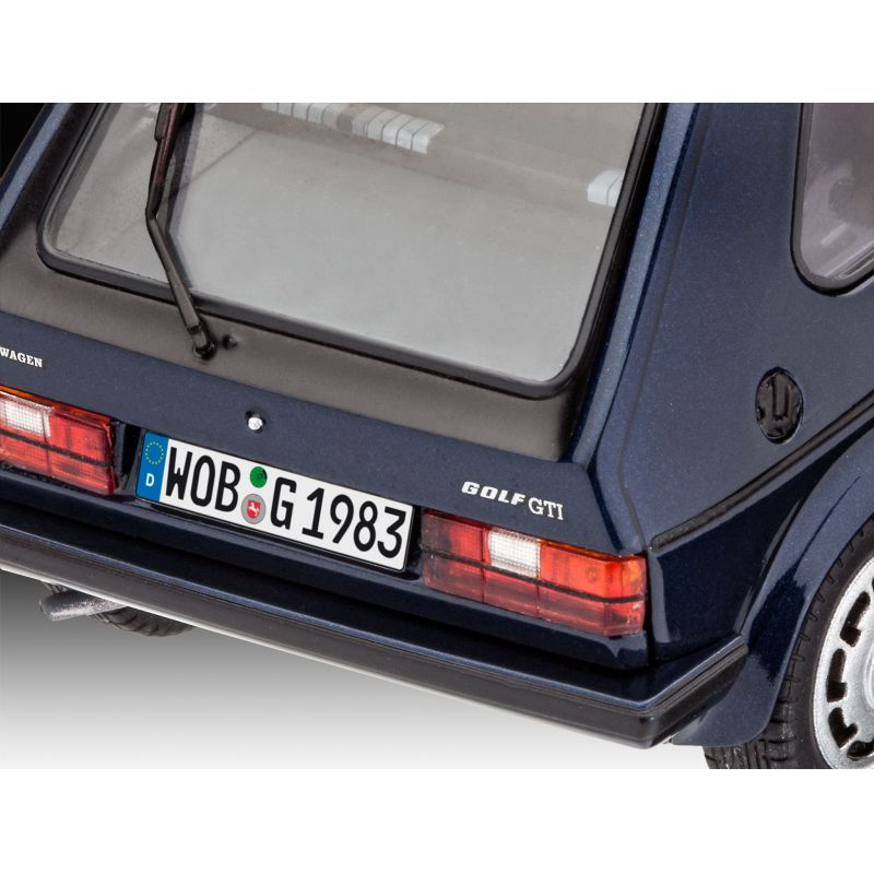 05694 REVELL VW Golf I. GTI, pirelli szett 1/24