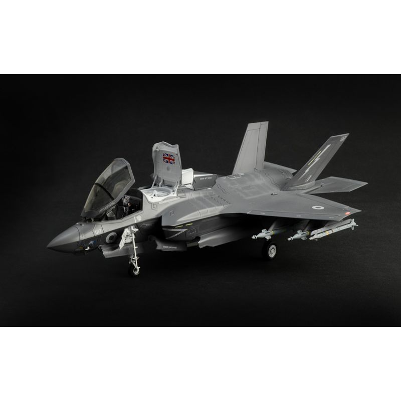 Italeri 2810s F-35B STOVL version