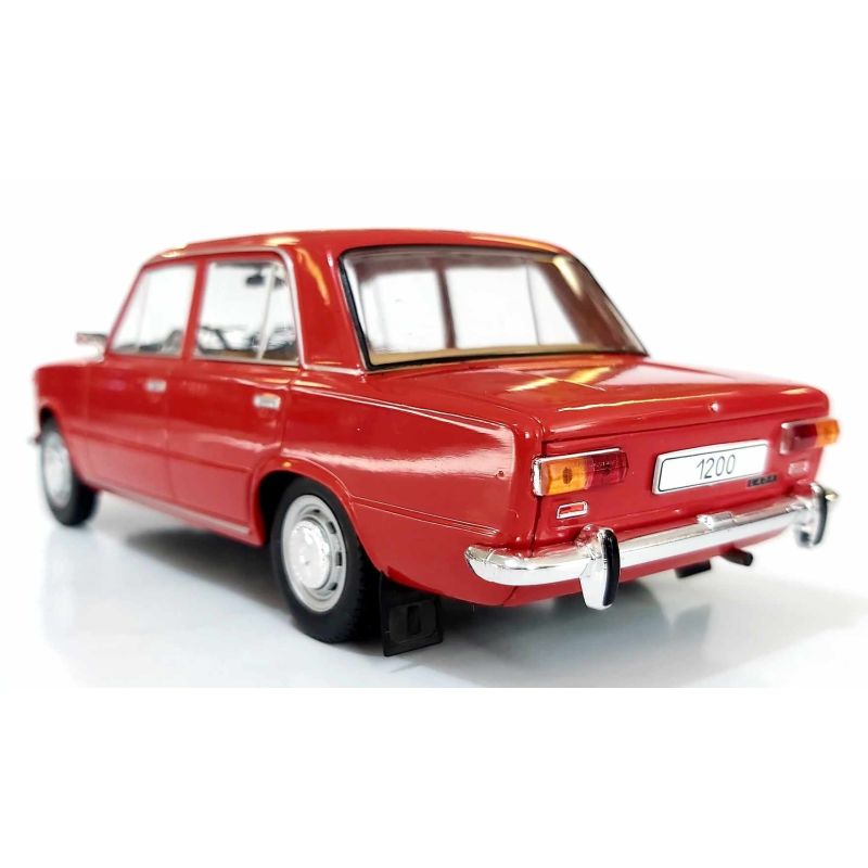 Lada 1200  1970 1/24 piros