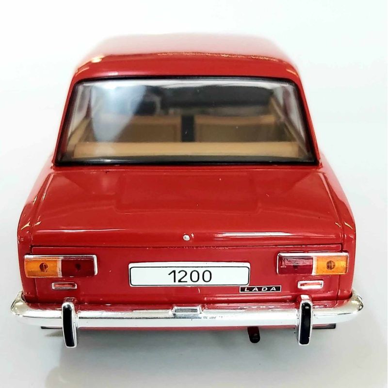 Lada 1200  1970 1/24 piros