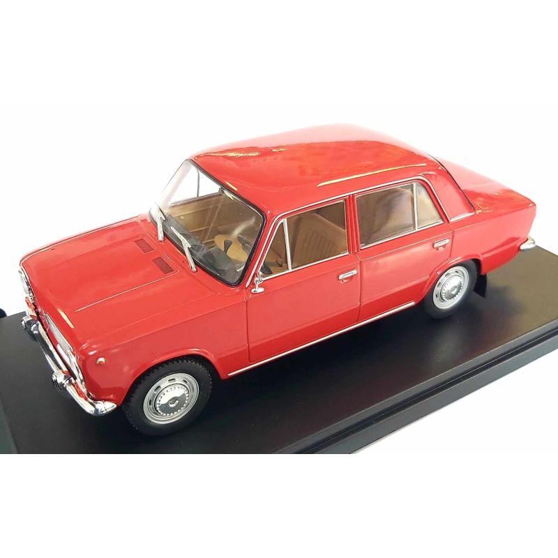 Lada 1200  1970 1/24 piros