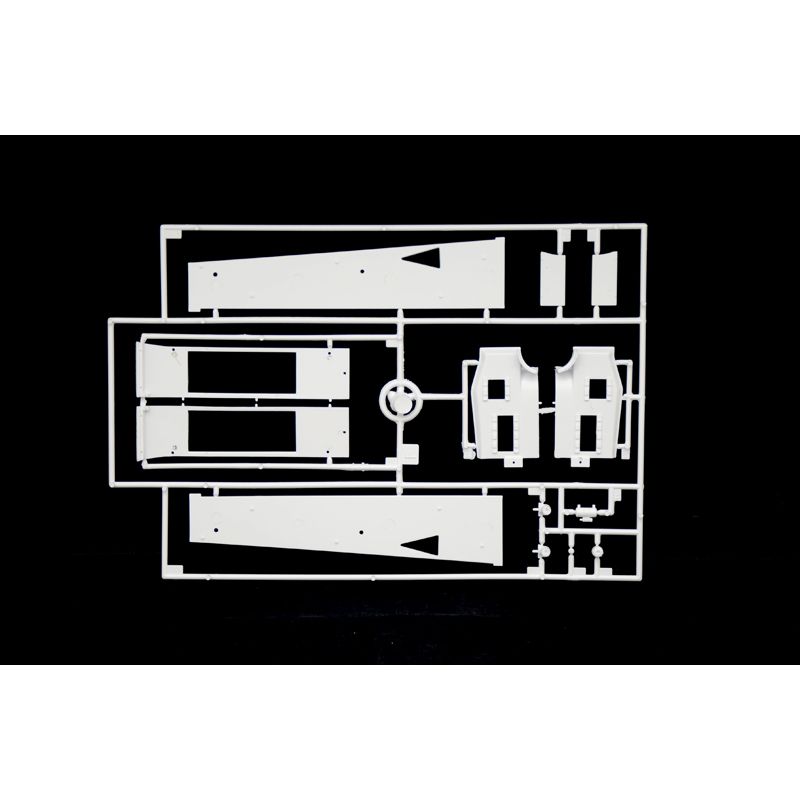 4707S ITALERI Renault RE23 Turbo F1 1:12