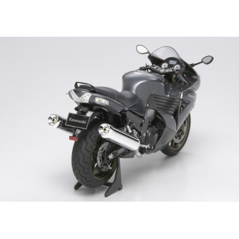 Tamiya 14111 1:12 Kawasaki ZZR 1400 Ninja/ZX-14 Stre.