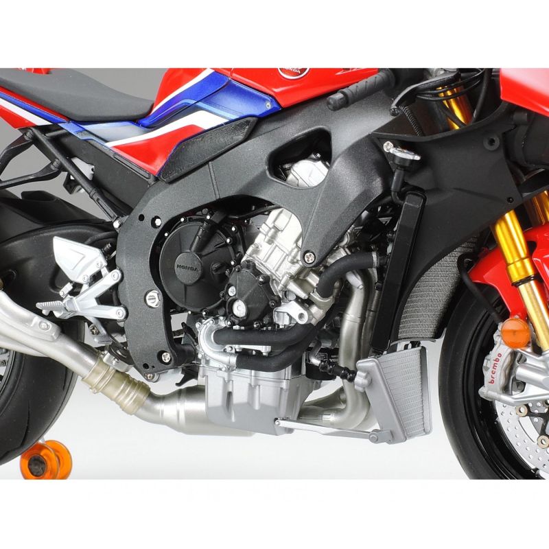 Tamiya 14138 1:12 Honda CBR 1000-RR-R Fireblade SP